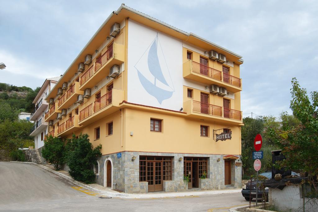 慕斯塔吉酒店 Agia Efimia 客房 照片